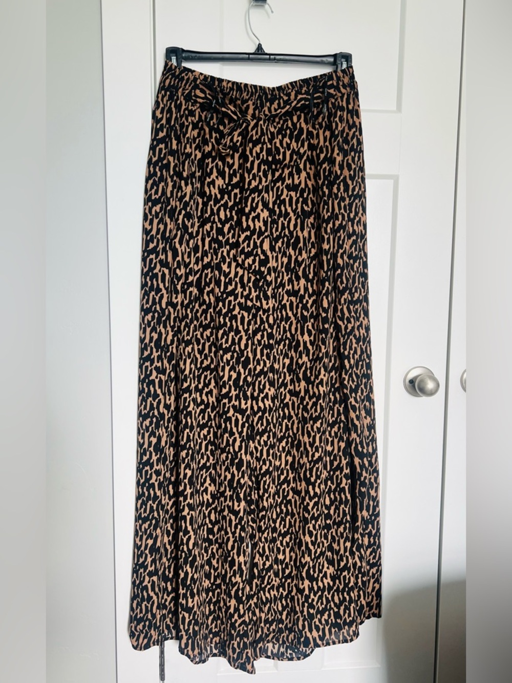 City Chic Black and Tan Printed pants